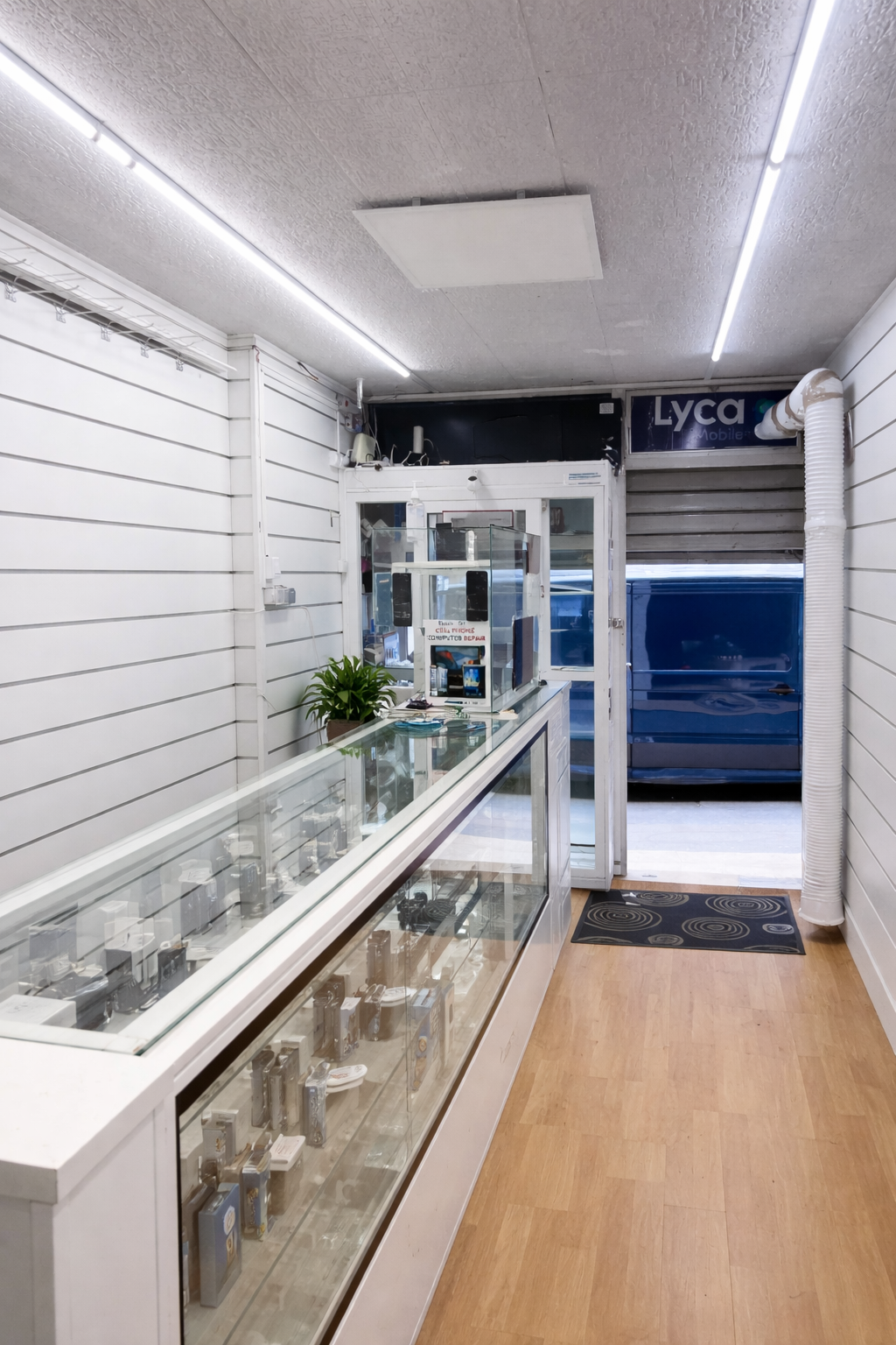 Local commercial - 15 ème - 16 m2  - photo 2